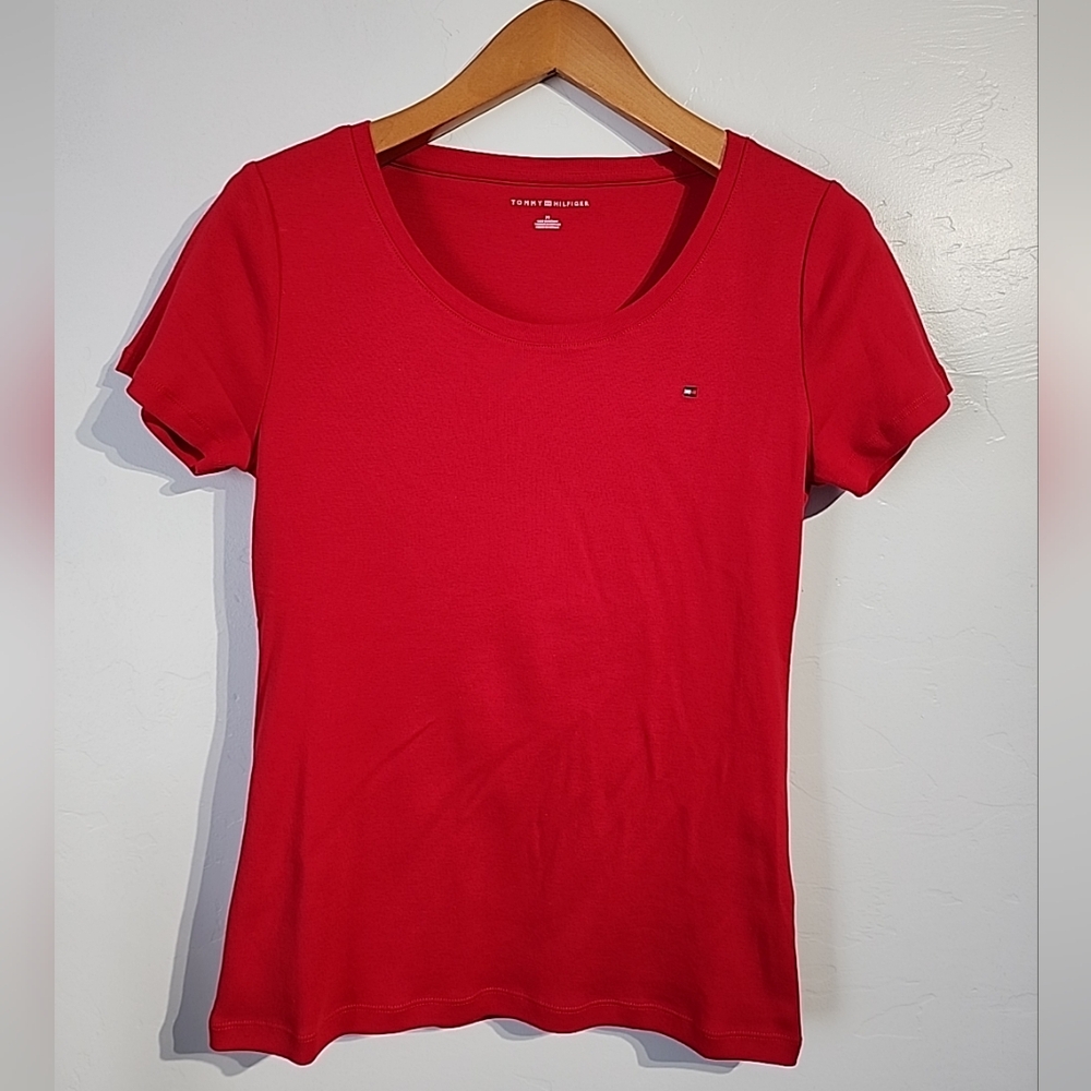 Tommy Hilfiger Red Fitted Crew Neck T-Shirt
